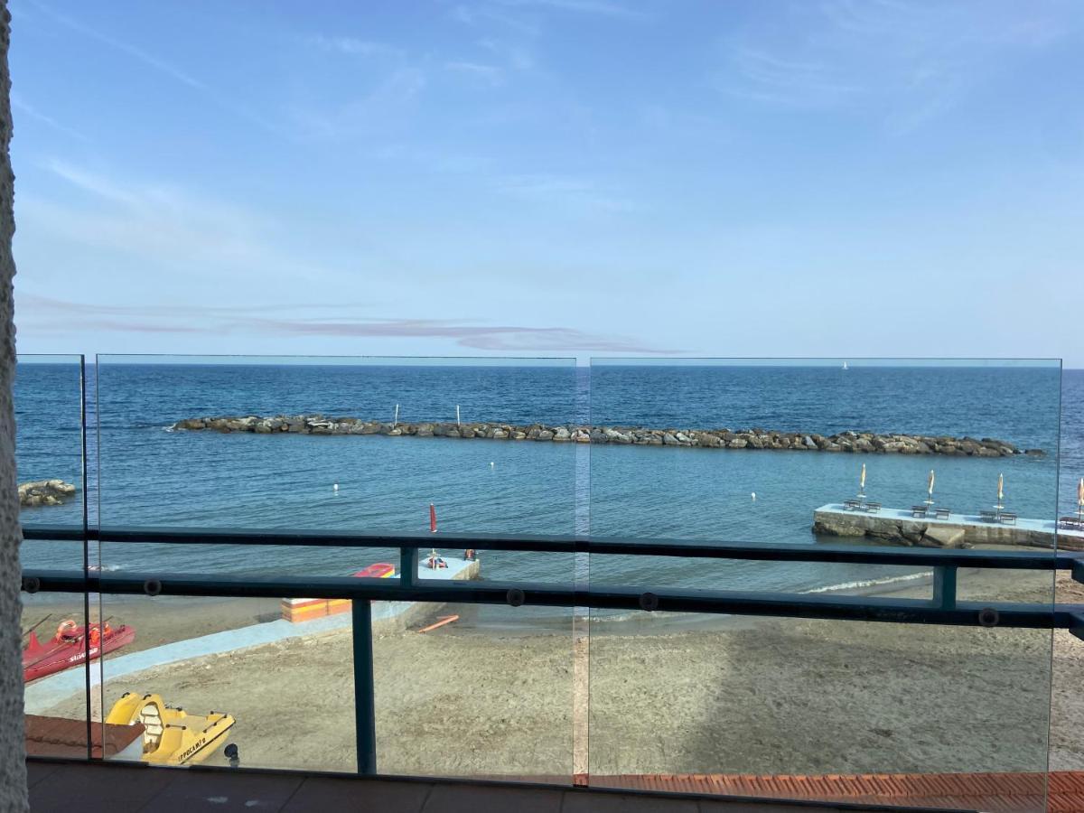 Deluxe Double Room with Balcony and Sea View