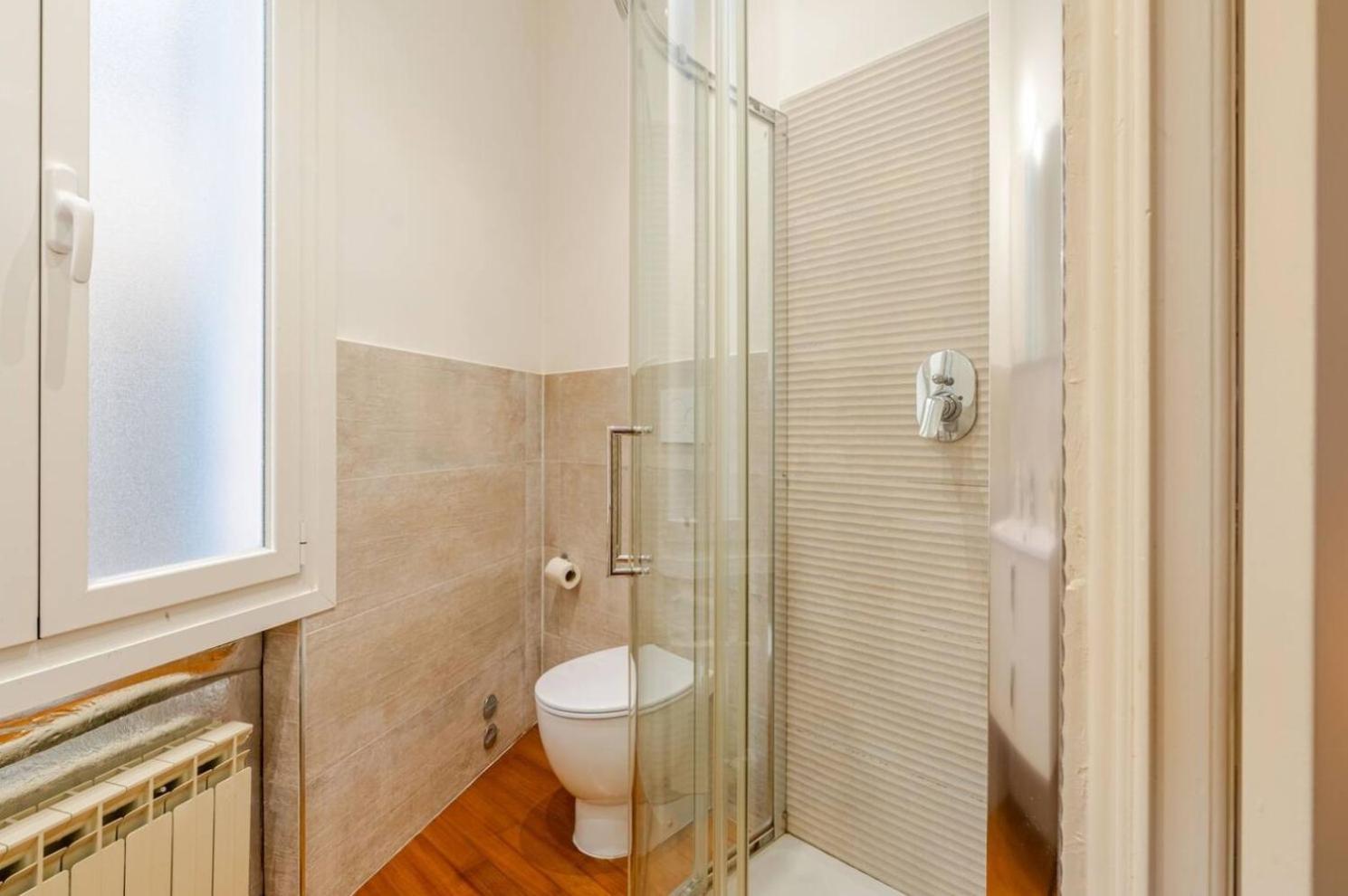 Quadruple Room Private Bathroom