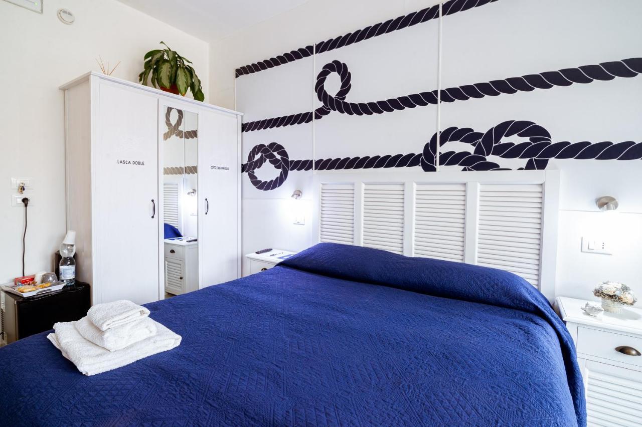 Triple Room Private Bathroom